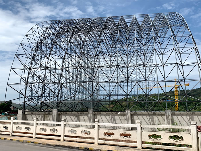 冷水江山寨矿储煤棚网架